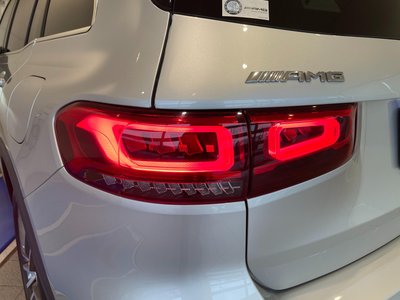 صورة 15 لـ 2023 Mercedes-BENZ GLB AMG