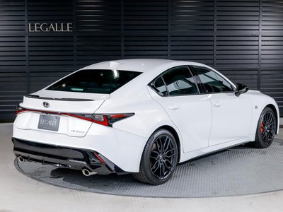 2024 Lexus IS photo 7