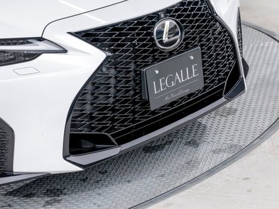 2024 Lexus IS thumbnail 34