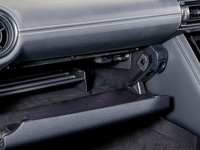 2024 Lexus IS thumbnail 66