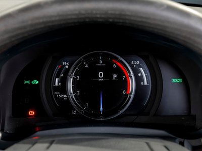 2024 Lexus IS photo 14