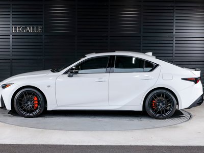 2024 Lexus IS thumbnail 33