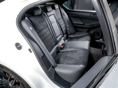 2024 Lexus IS thumbnail 19