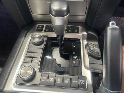2016 Toyota LAND CRUISER 200 缩略图 60