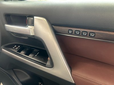 2016 Toyota LAND CRUISER 200 缩略图 50