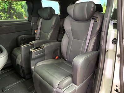 2025 Toyota ALPHARD — миниатюра 24