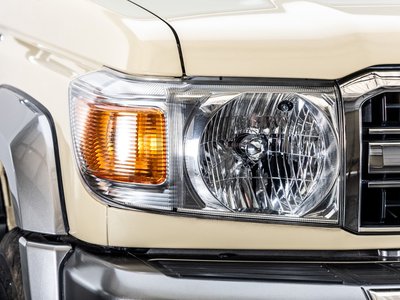 2015 Toyota LAND CRUISER 70 照片 14