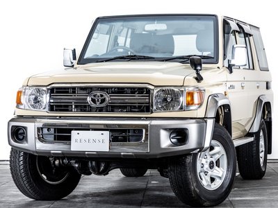 2015 Toyota LAND CRUISER 70 照片 1