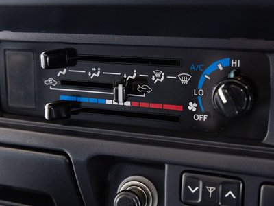 2015 Toyota LAND CRUISER 70 照片 56