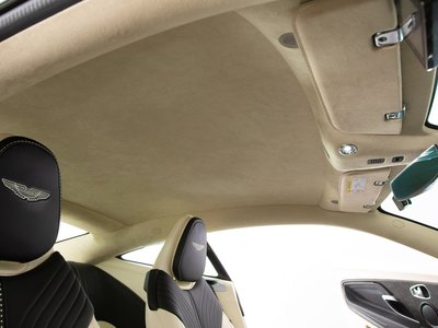 2017 Aston Martin DB11 缩略图 69