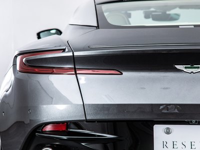 2017 Aston Martin DB11 缩略图 33