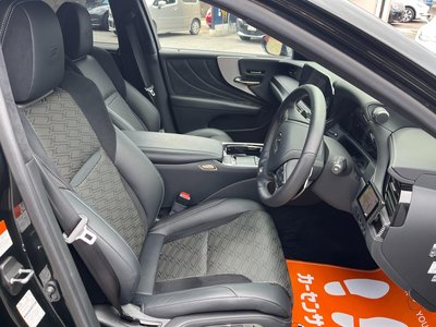 2021 Lexus LS photo 12