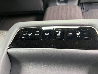 2021 Lexus LS thumbnail 41
