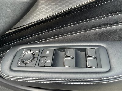 2021 Lexus LS photo 10