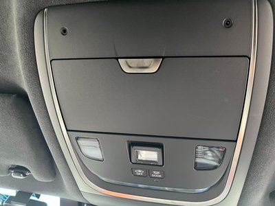 2021 Lexus LS thumbnail 33