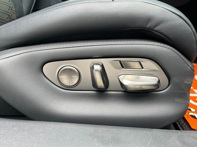 2021 Lexus LS thumbnail 36