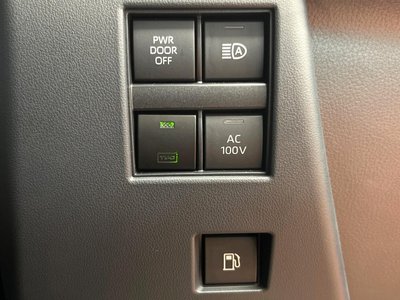 صورة 37 لـ 2023 Toyota VELLFIRE