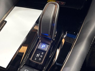 صورة 57 لـ 2023 Toyota VELLFIRE