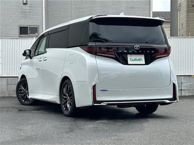صورة 40 لـ 2025 Toyota VELLFIRE