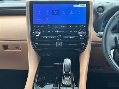 صورة 15 لـ 2025 Toyota VELLFIRE