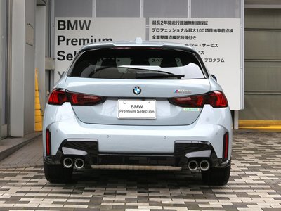 2026 BMW 1 SERIES photo 3