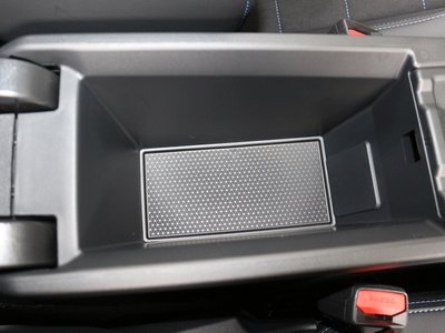 2026 BMW 1 SERIES thumbnail 41