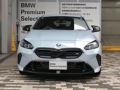 2026 BMW 1 SERIES photo 2
