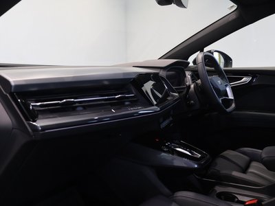 صورة 29 لـ 2025 AUDI Q4 SPORTBACK E-TRON