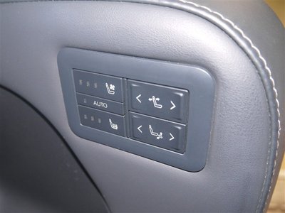 صورة 13 لـ 2023 Toyota VELLFIRE