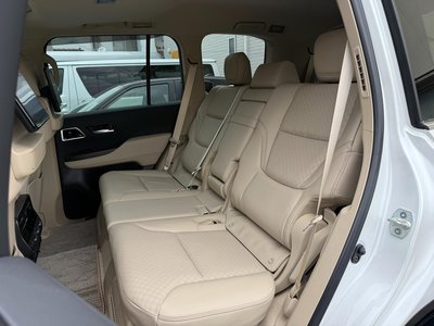 صورة 28 لـ 2023 Toyota LAND CRUISER 300