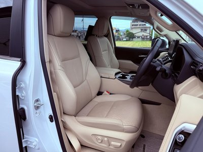 صورة 19 لـ 2023 Toyota LAND CRUISER 300