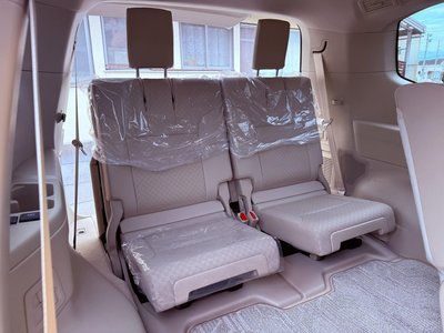 صورة 29 لـ 2023 Toyota LAND CRUISER 300