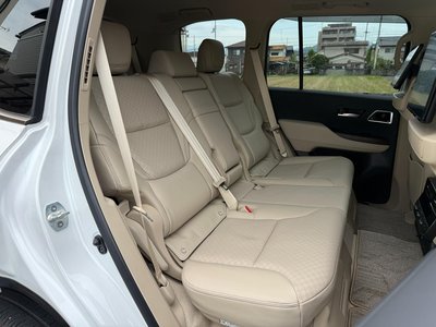 صورة 26 لـ 2023 Toyota LAND CRUISER 300