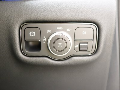 2024 Mercedes-BENZ V-CLASS — миниатюра 24