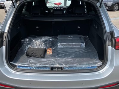 صورة 8 لـ 2024 Mercedes-BENZ GLC AMG
