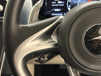 2022 Mclaren GT thumbnail 32