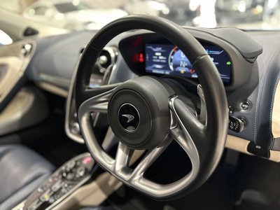 2022 Mclaren GT thumbnail 31