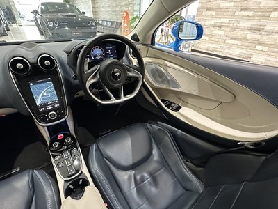 2022 Mclaren GT thumbnail 30