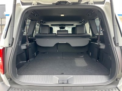 صورة 15 لـ 2025 Toyota LAND CRUISER 250