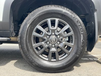 صورة 49 لـ 2025 Toyota LAND CRUISER 250