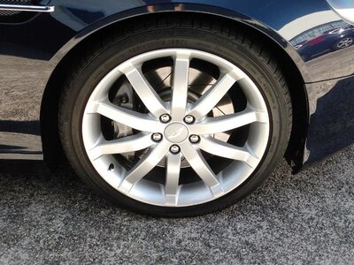 2005 Aston Martin DB9 照片 37