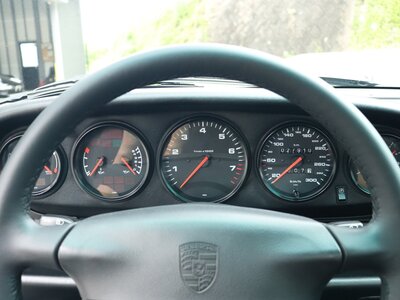1996 Porsche 911 — миниатюра 38