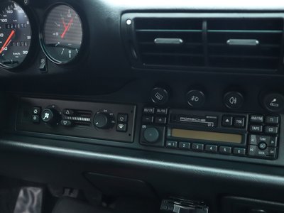 1996 Porsche 911 — миниатюра 37