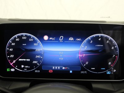 صورة 10 لـ 2025 Mercedes-BENZ GLC AMG