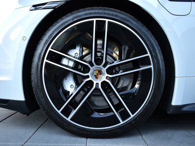 2025 Porsche TAYCAN — миниатюра 15