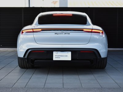 2025 Porsche TAYCAN — миниатюра 12