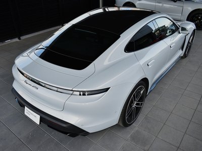 2025 Porsche TAYCAN — миниатюра 28