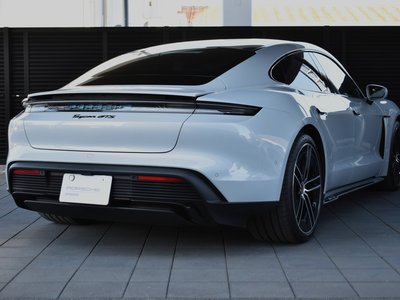 2025 Porsche TAYCAN — миниатюра 8