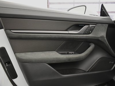 2025 Porsche TAYCAN — миниатюра 47
