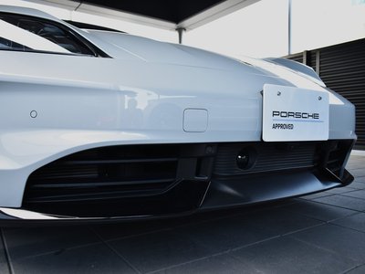 2025 Porsche TAYCAN — миниатюра 25